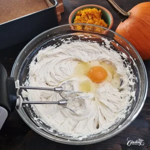 Pumpkin Cheesecake Bars - step11