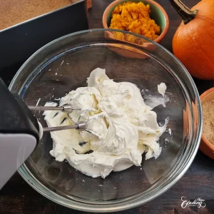 Pumpkin Cheesecake Bars - step7