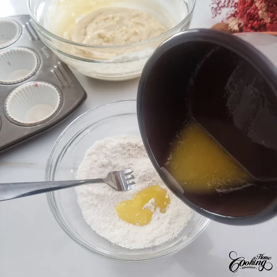 cranberry crumble muffins - step9