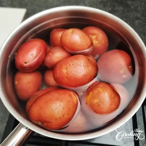 Romanian Rustic Potatoes - step1