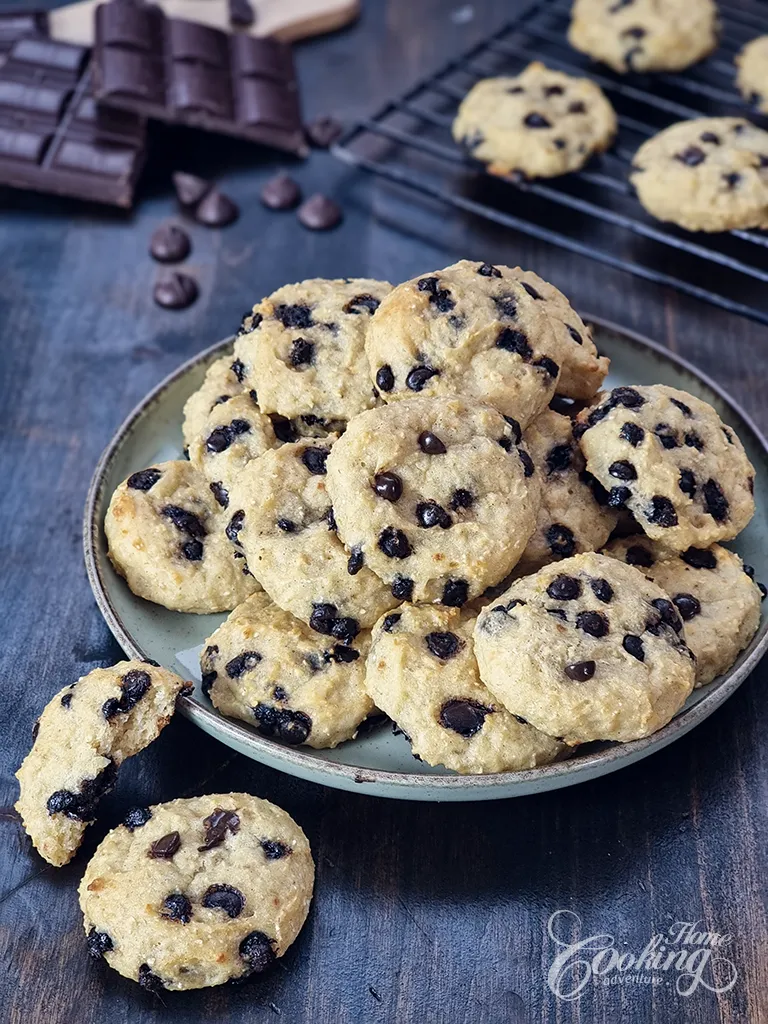 Cottage Cheese Chocolate Chip Cookies - Healthy, Low-Calorie, No Refined Sugar