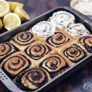 Poppy Seed Rolls - main1