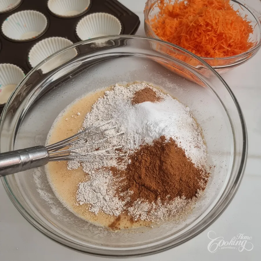 oatmeal carrot cake muffins5