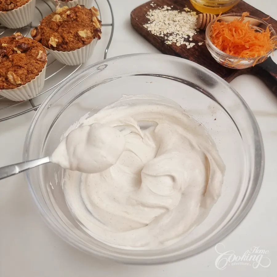 oatmeal carrot cake muffins15