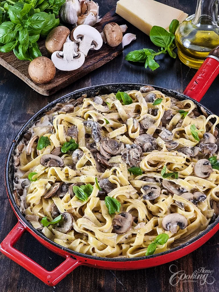 Homemade Creamy Mushroom Pasta