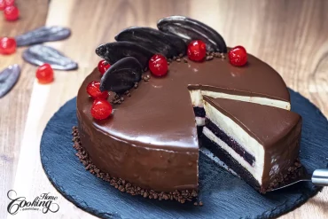 Black Forest Mousse Cake main