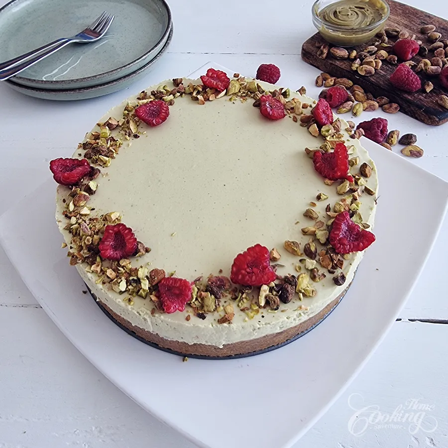No-Bake Pistachio Cheesecake - step27