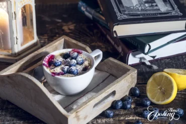 1 Minute – Blueberry Lemon Mug Cake