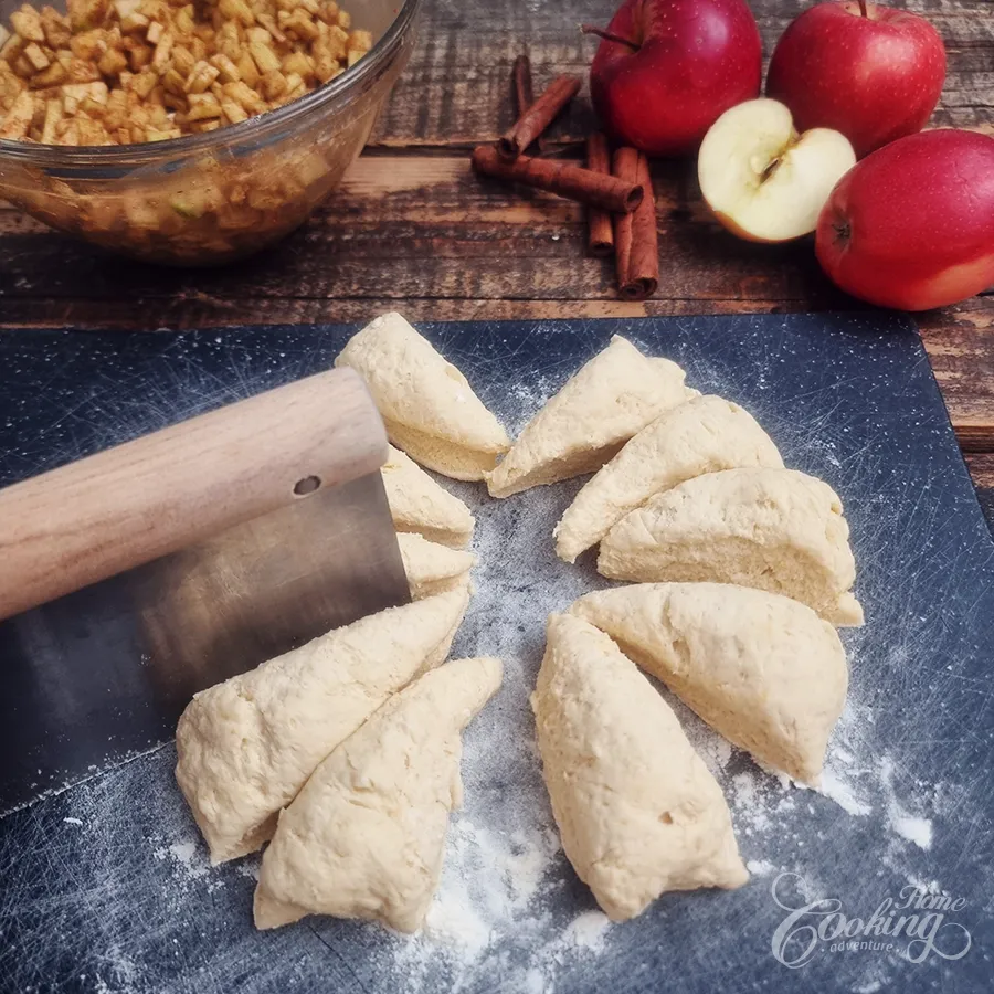 Apple Buns with Greek Yogurt - No-Yeast - step11