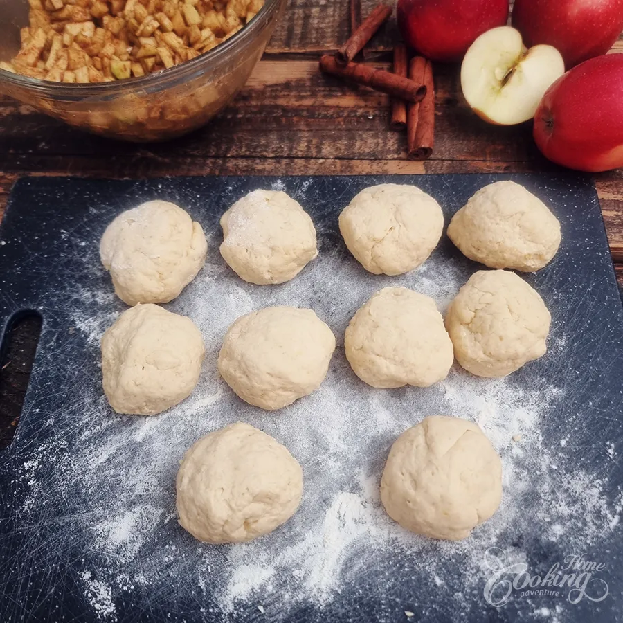Apple Buns with Greek Yogurt - No-Yeast - step13