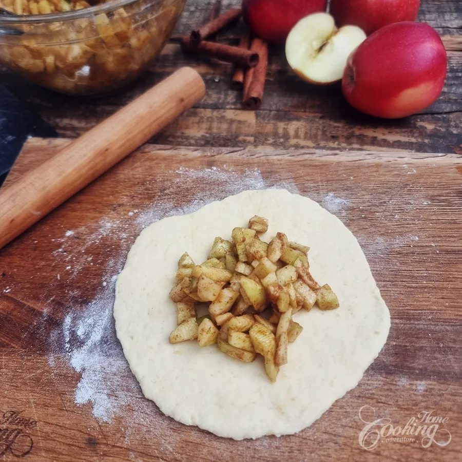 Apple Buns with Greek Yogurt - No-Yeast - step16