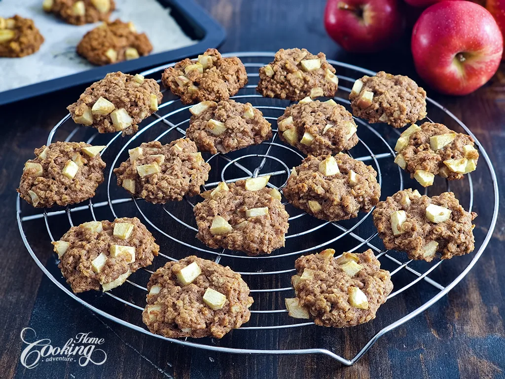 apple oatmeal cookies - main1