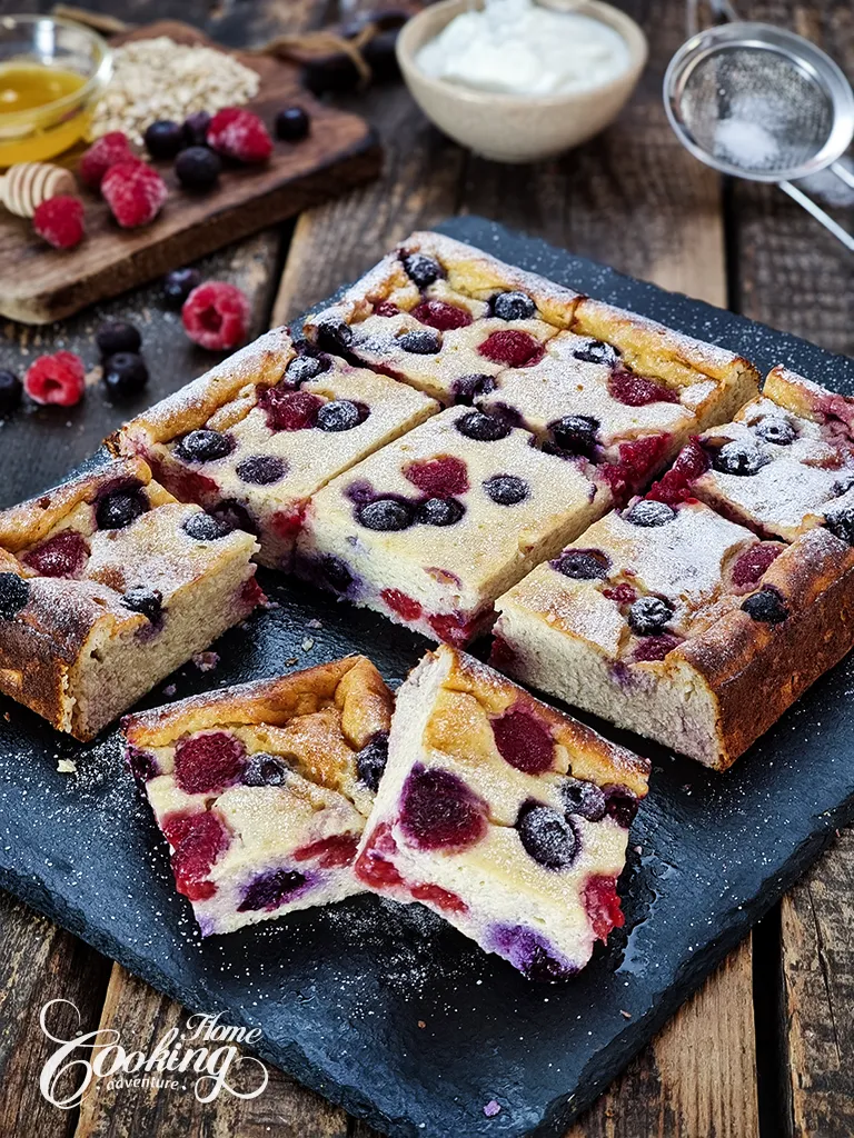 Berry Cottage Cheese Yogurt Bars