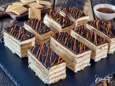No-Bake Caramel Chocolate Biscuit Cake