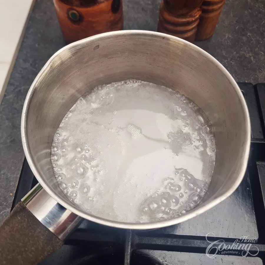 No-Bake Caramel Chocolate Biscuit Cake - step2